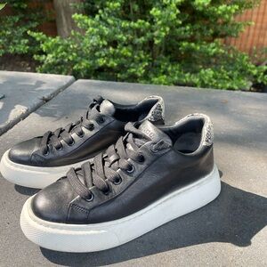 Vince Benfield Black and White Flatform Sneaker